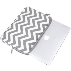 Grey chevron laptop case